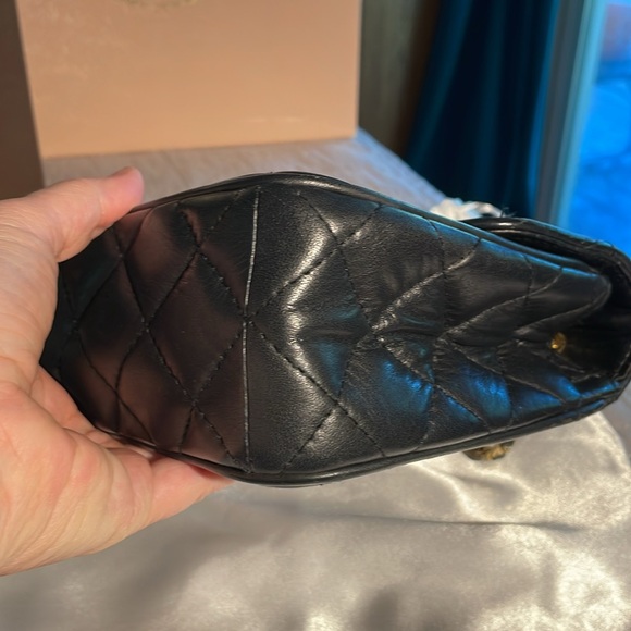 Vintage Givenchy Paris Quilted Lambskin Shoulder and Crossbody Bag - Picture 11 of 17